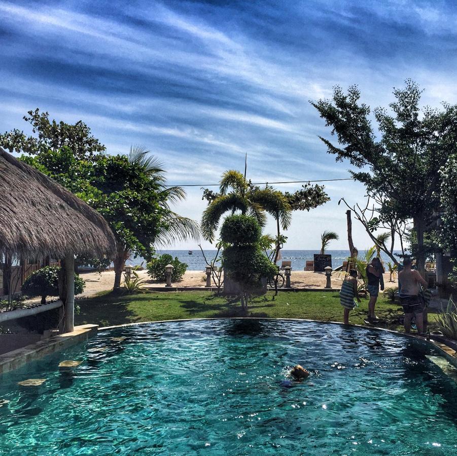 Puri Air Beach Resort & Spa Gili Air Esterno foto