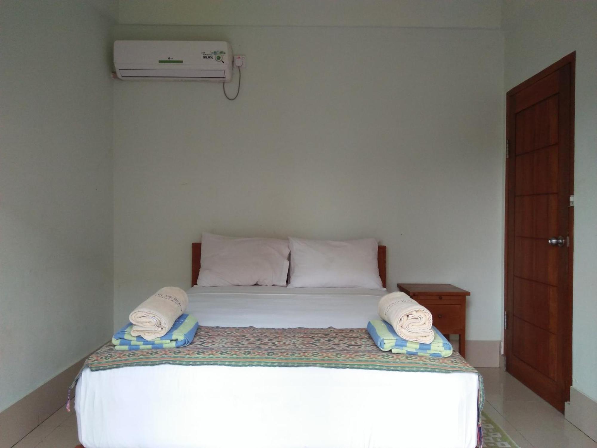 Puri Air Beach Resort & Spa Gili Air Esterno foto