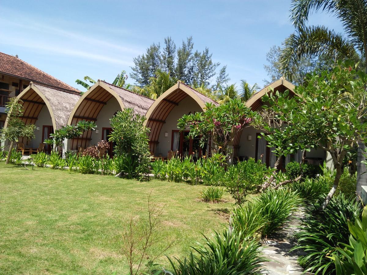 Puri Air Beach Resort & Spa Gili Air Esterno foto